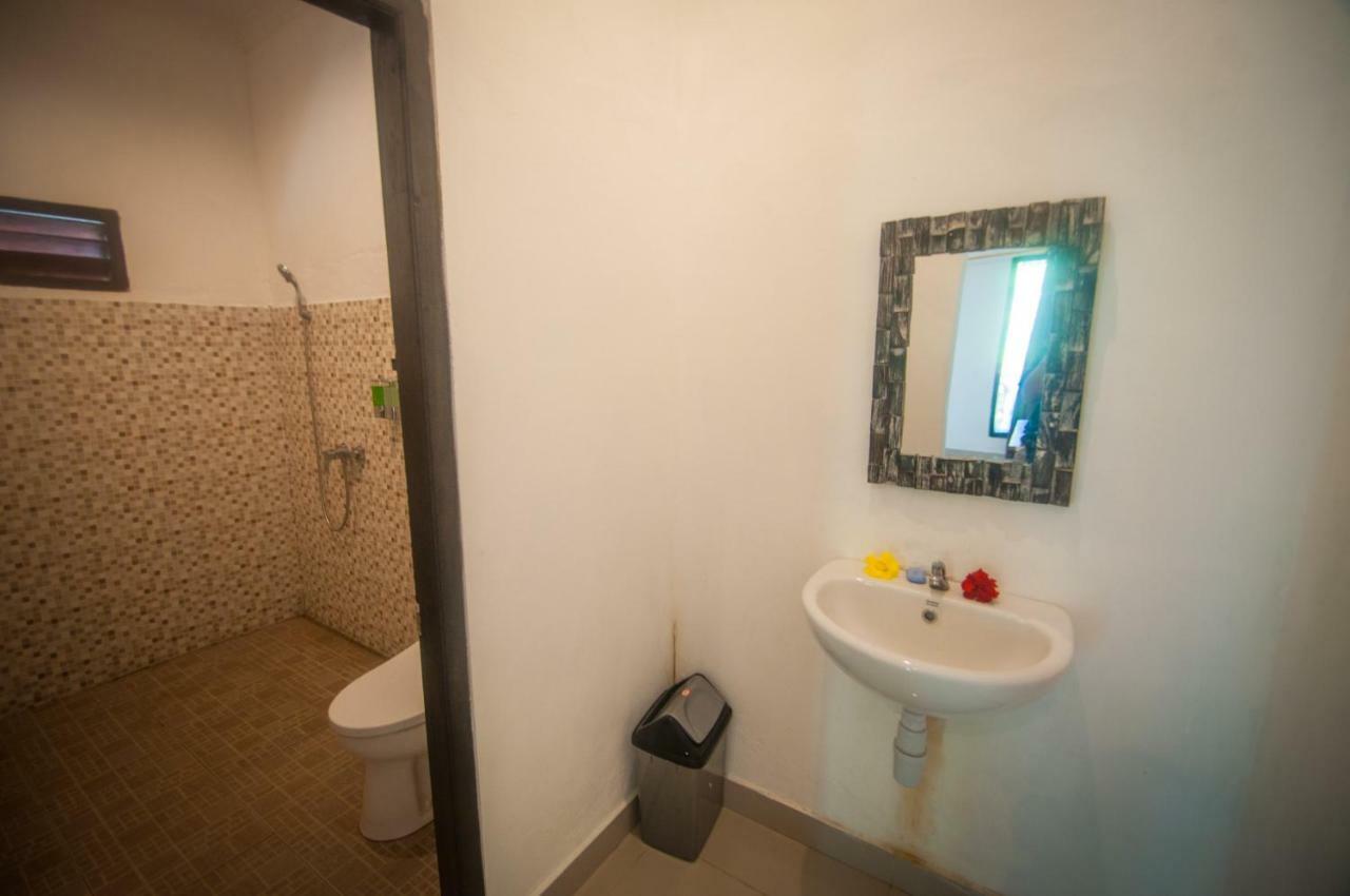 Japa Bungalow Sakti Exteriör bild